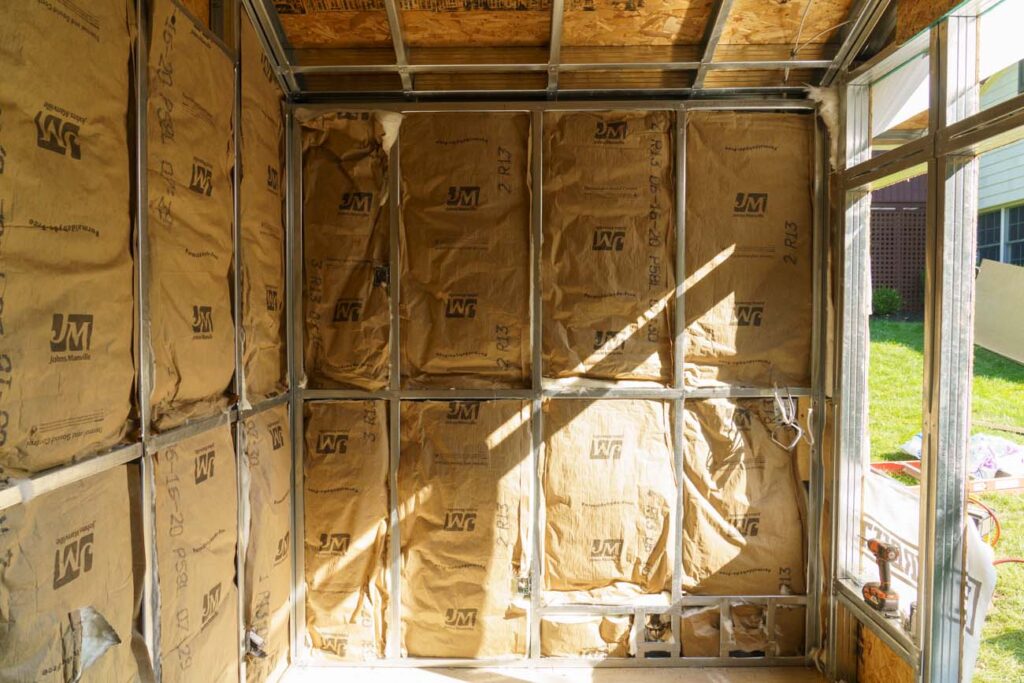 Plus 1 frame picture with insulation Brian